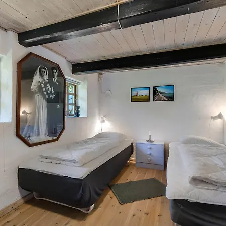 Feriehus Cozy Thatched House For 4 With New Terrace Sj365 *